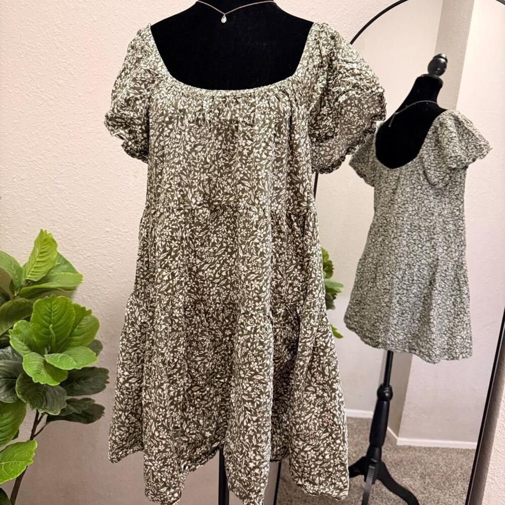 Old Navy Green Dress - Large